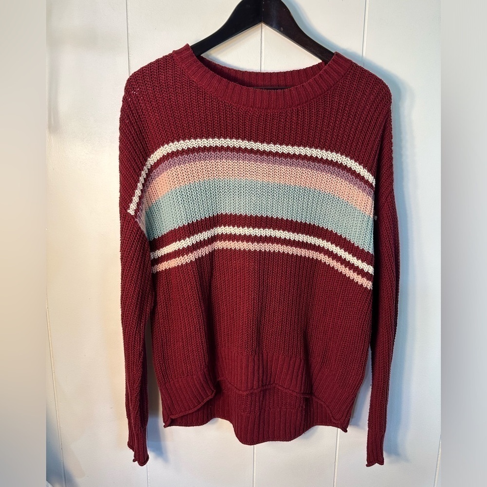 American Eagle Women’s Size Small Maroon Varsity Long Sleeve Crew Sweater - Picture 2 of 8